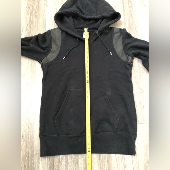 Nike genuine lamb leather shoulder decor cotton hoodie black M - Picture 13 of 16